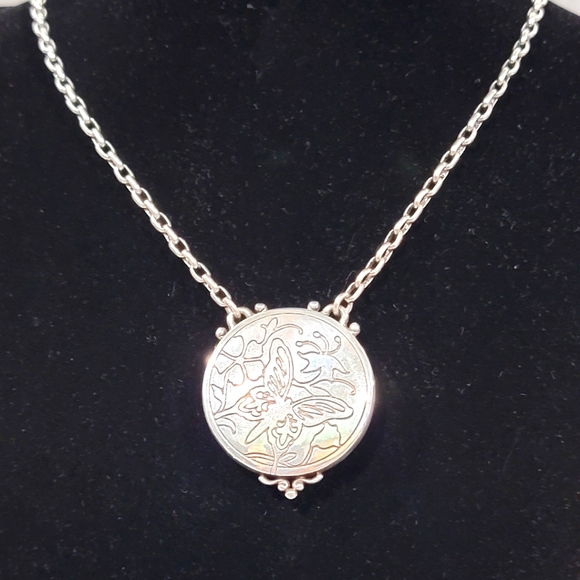 VERY RARE RETIRED BRIGHTON REVERSIBLE BUTTERFLY ENAMEL NECKLACE - Picture 4 of 5